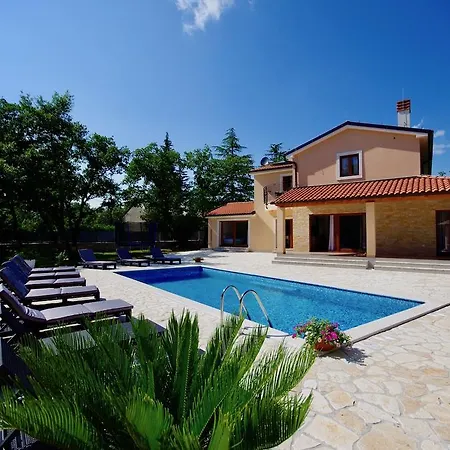 Vila Foska Zminj Exterior photo